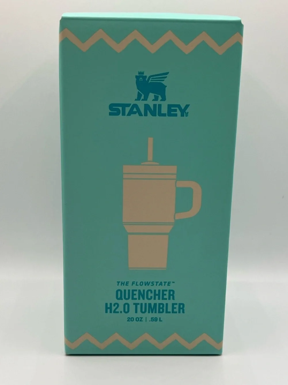 Stanley Quencher H2.0 FlowState Tumbler Cream Egg- Cellence 20oz Easter 2025BNWT - Picture 2 of 8